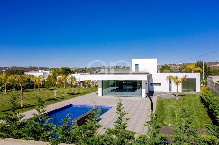 Image No.5-4 Bed House for sale