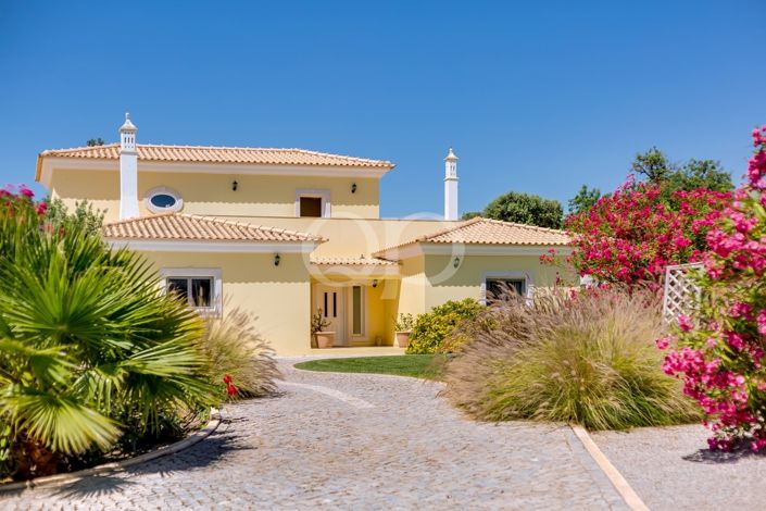 Image No.10-4 Bed House for sale