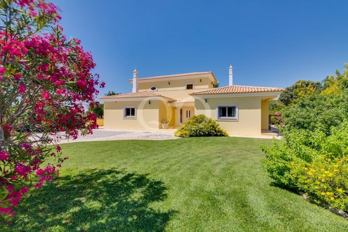 Image No.16-4 Bed House for sale