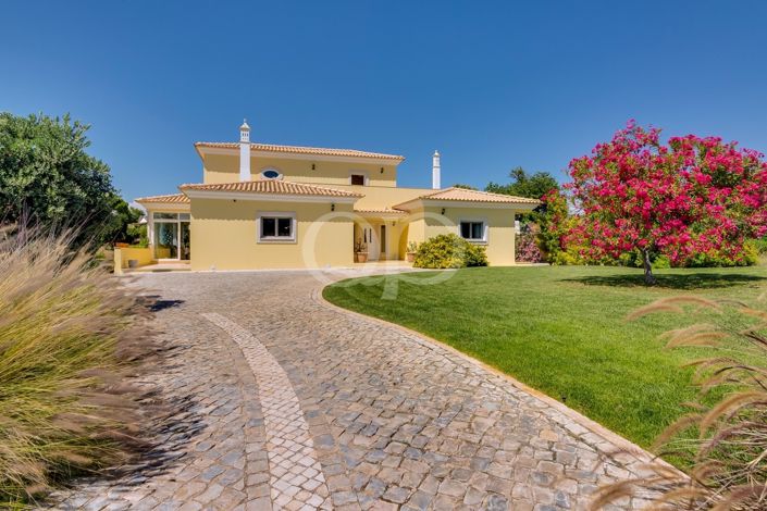 Image No.21-4 Bed House for sale