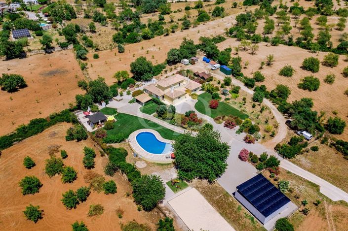 Image No.22-4 Bed House for sale