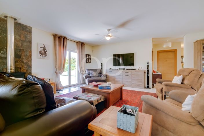 Image No.35-4 Bed House for sale