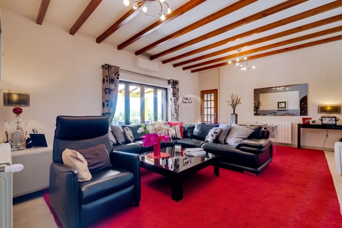 Image No.15-4 Bed House for sale