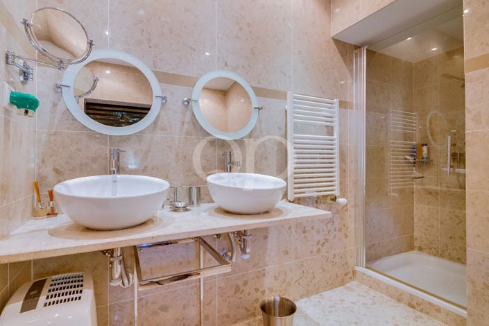 Image No.33-4 Bed House for sale