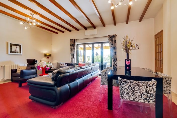 Image No.34-4 Bed House for sale
