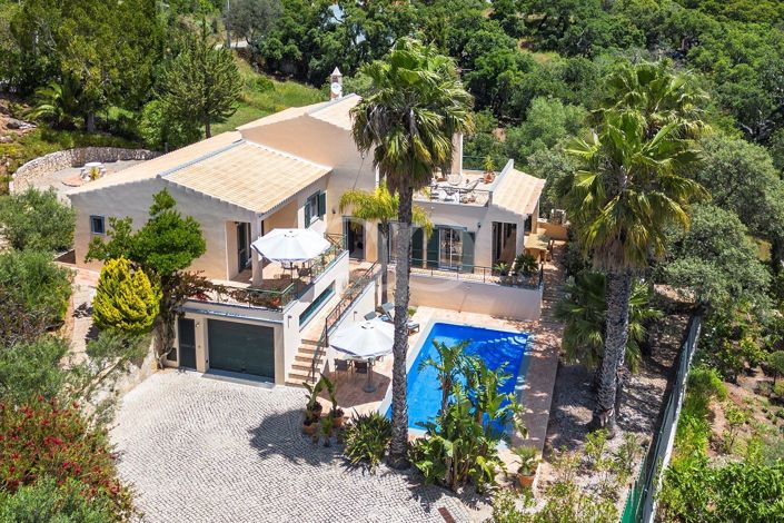 Image No.21-4 Bed House for sale