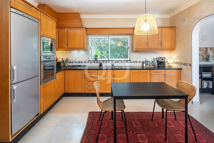 Image No.7-4 Bed House for sale