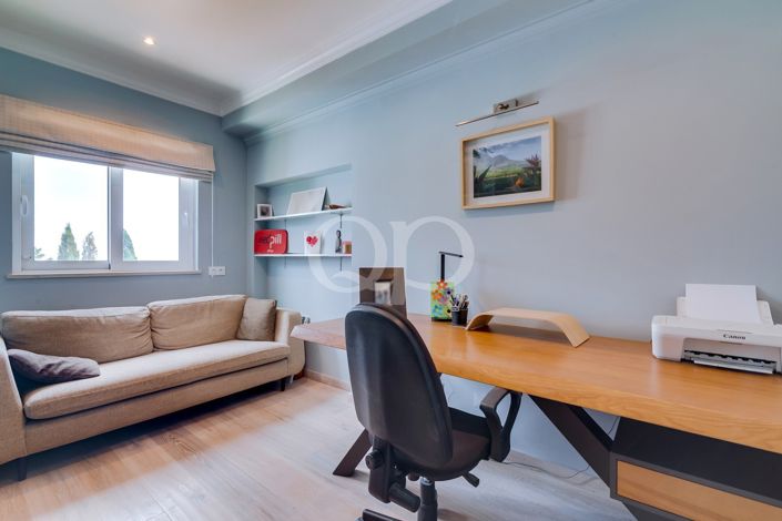 Image No.35-4 Bed House for sale