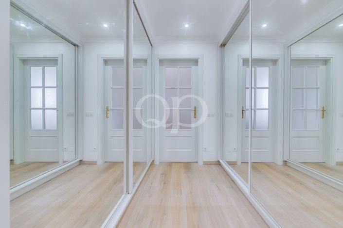 Image No.44-4 Bed House for sale