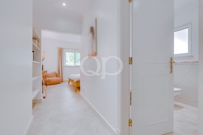 Image No.49-4 Bed House for sale