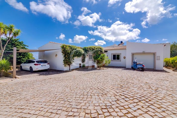 Image No.51-4 Bed House for sale