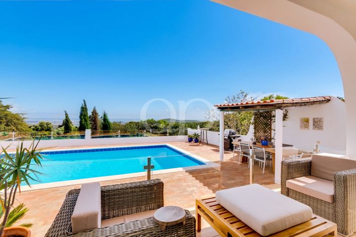 Image No.6-4 Bed House for sale