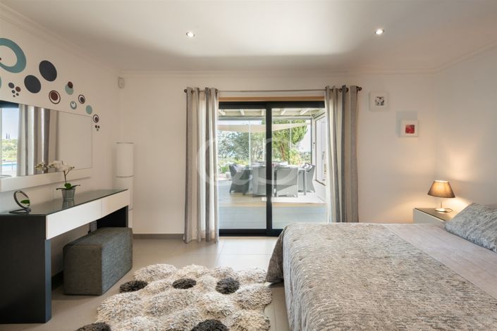 Image No.11-4 Bed House for sale