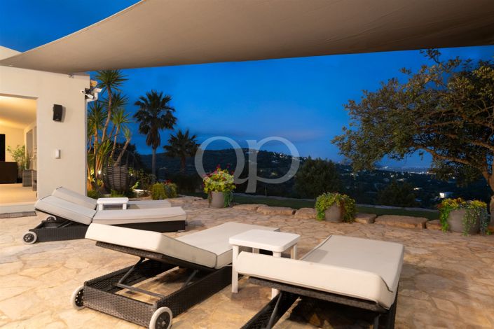 Image No.16-4 Bed House for sale
