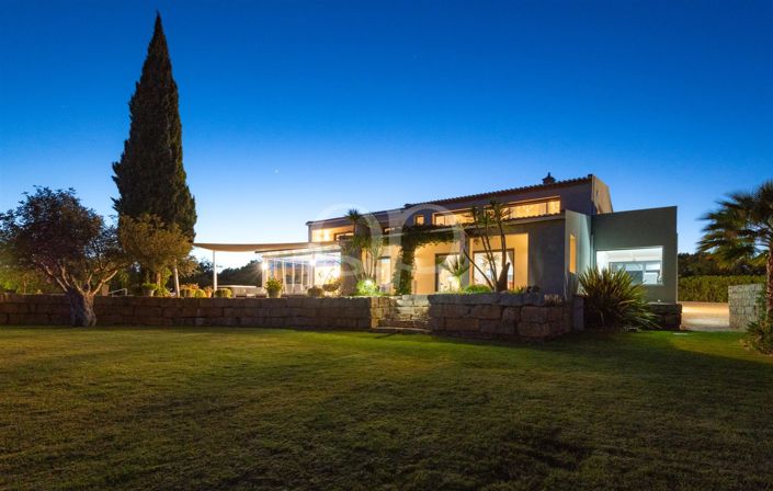Image No.17-4 Bed House for sale