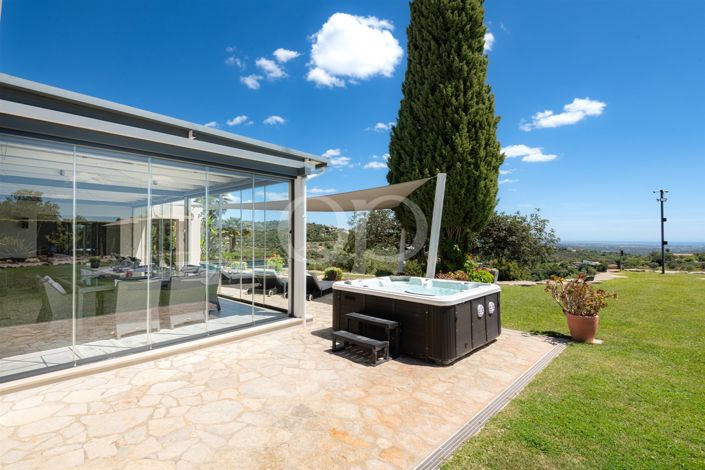 Image No.29-4 Bed House for sale