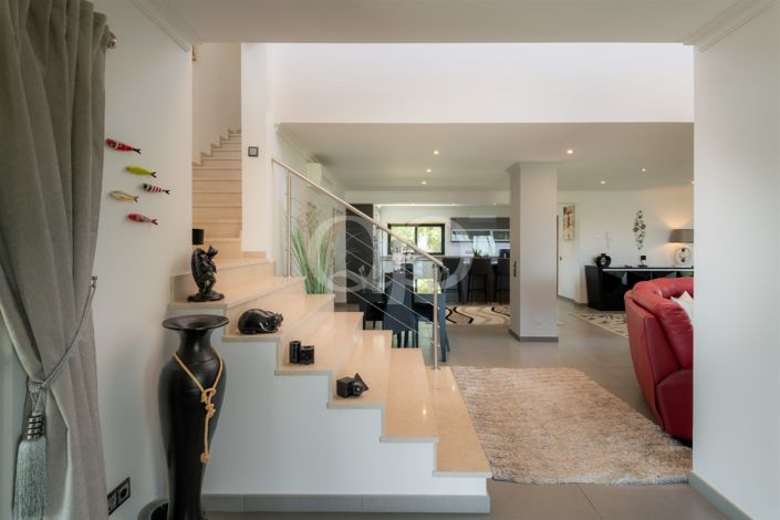Image No.58-4 Bed House for sale