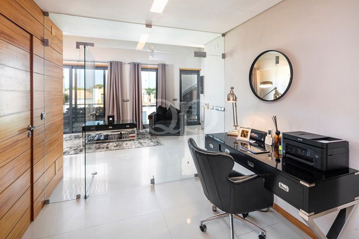 Image No.9-2 Bed Apartment for sale
