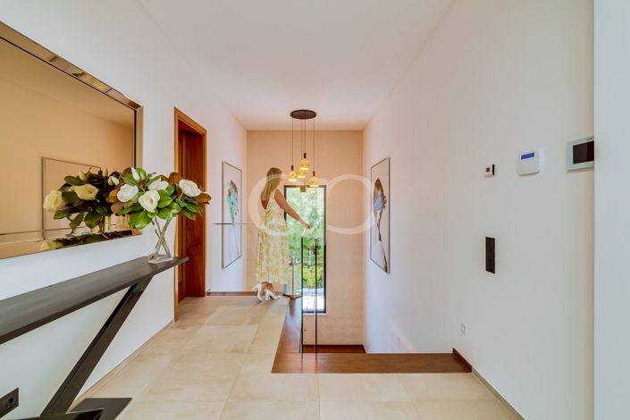 Image No.46-4 Bed House for sale