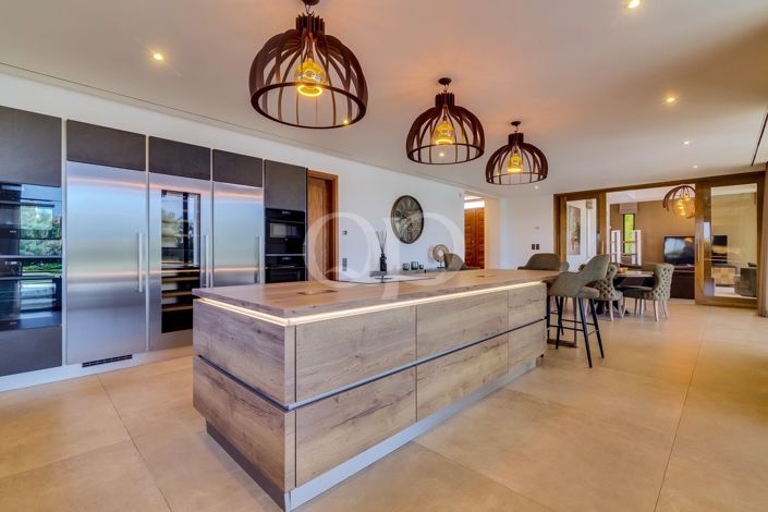 Image No.50-4 Bed House for sale