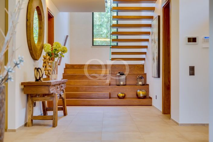 Image No.53-4 Bed House for sale