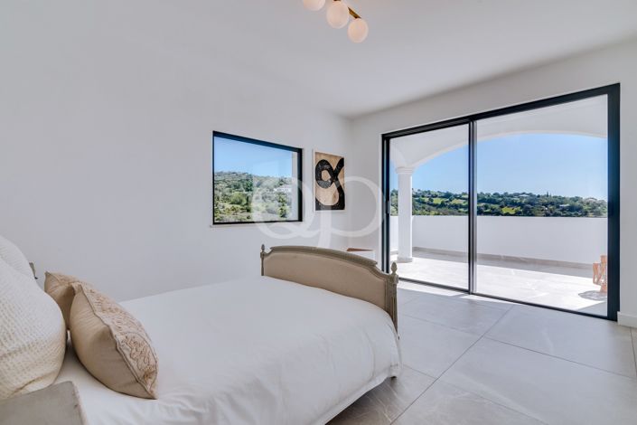 Image No.38-4 Bed House for sale