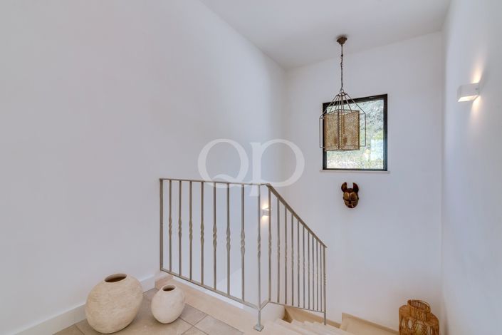 Image No.49-4 Bed House for sale