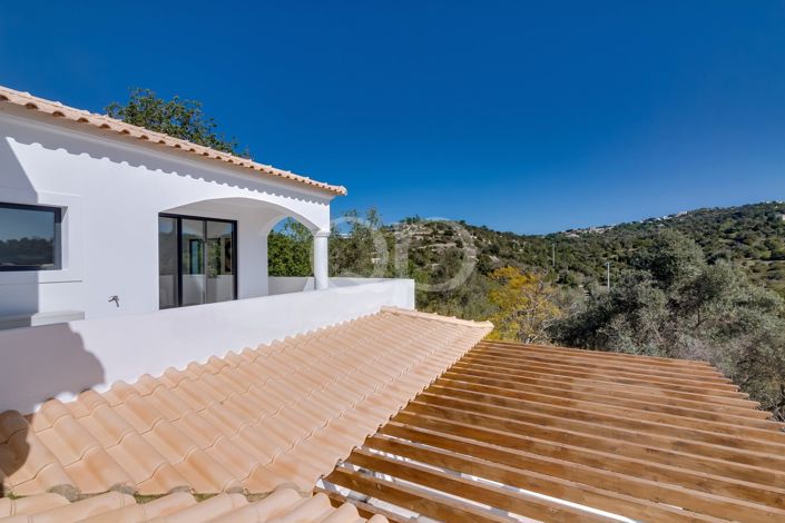 Image No.51-4 Bed House for sale
