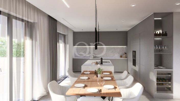 Image No.11-4 Bed House for sale