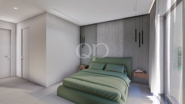 Image No.37-4 Bed House for sale
