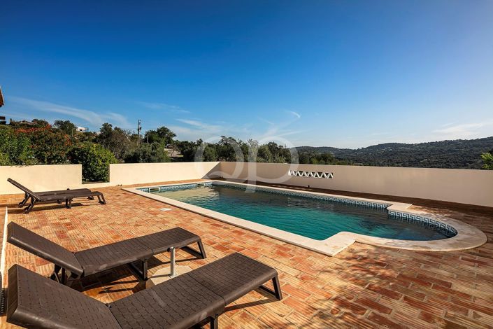 Image No.8-4 Bed House for sale