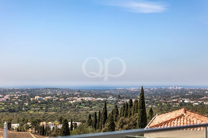 Image No.47-5 Bed House for sale