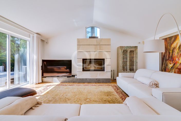 Image No.3-3 Bed House for sale