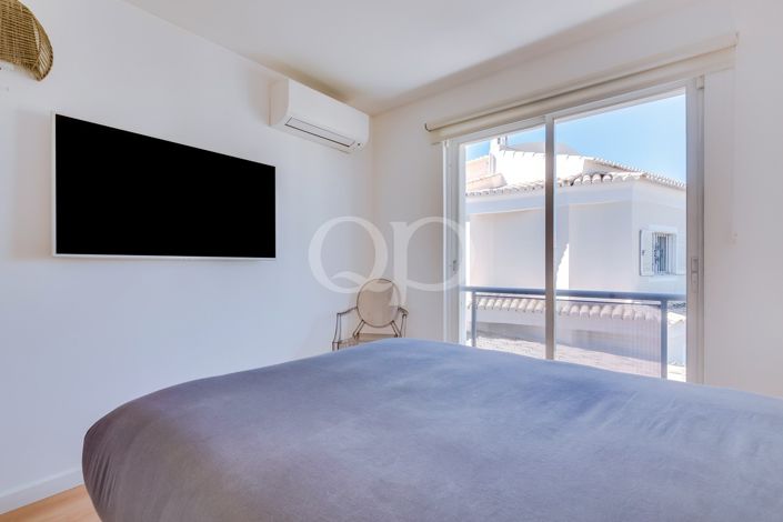 Image No.37-3 Bed House for sale