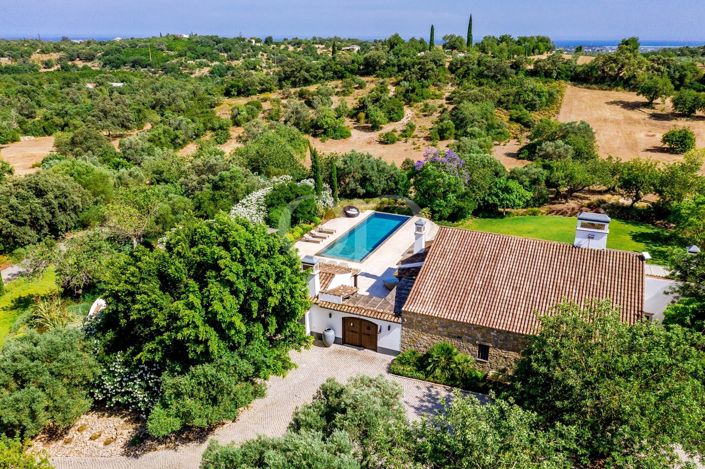 Image No.17-5 Bed House for sale