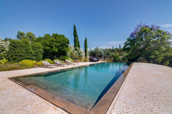 Image No.26-5 Bed House for sale