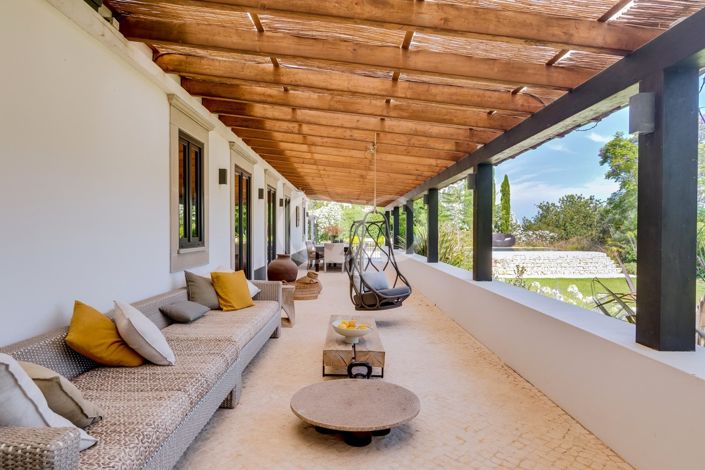 Image No.3-5 Bed House for sale