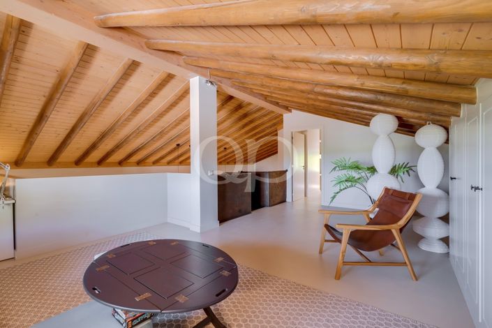 Image No.37-5 Bed House for sale