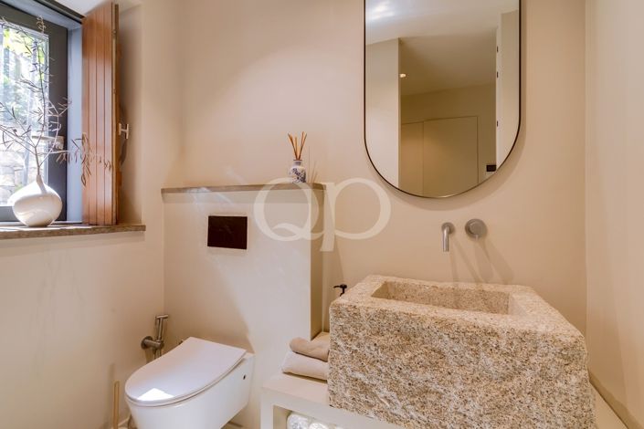Image No.38-5 Bed House for sale