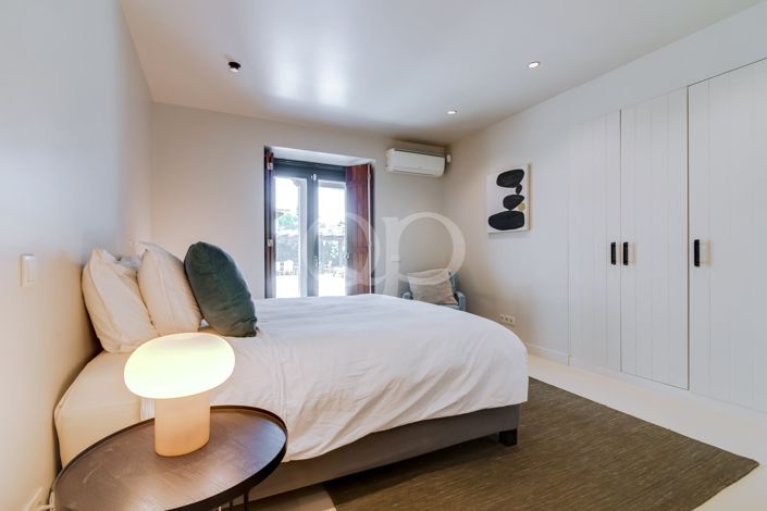 Image No.46-5 Bed House for sale