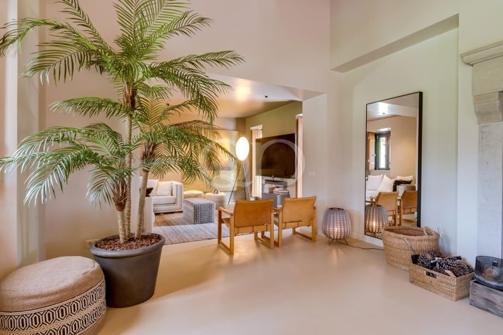Image No.49-5 Bed House for sale