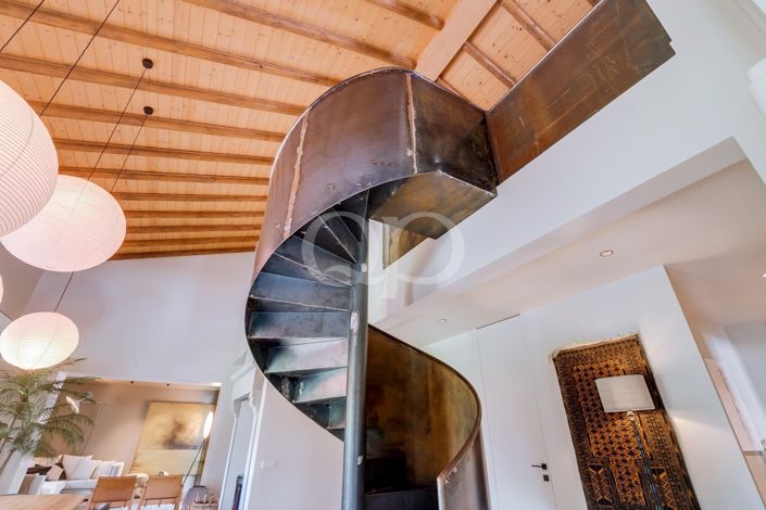 Image No.57-5 Bed House for sale