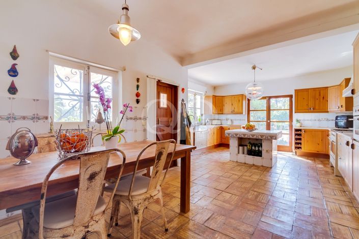 Image No.35-2 Bed House for sale