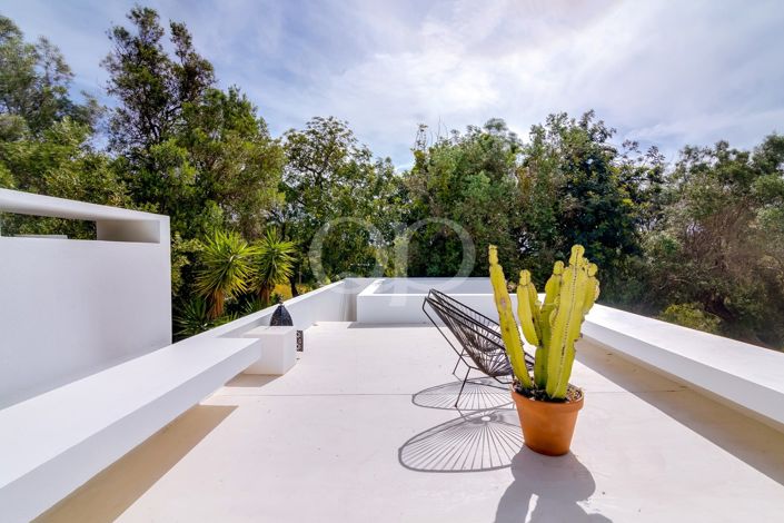 Image No.17-3 Bed House for sale