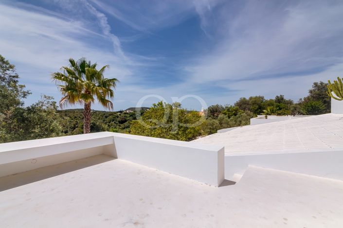 Image No.30-3 Bed House for sale