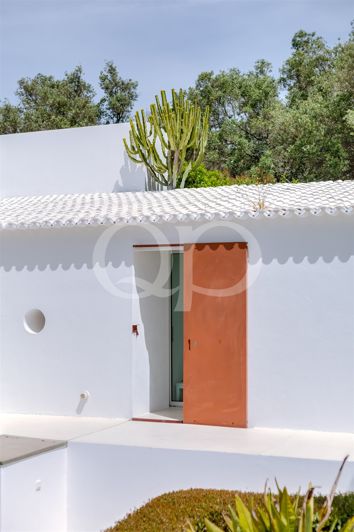 Image No.41-3 Bed House for sale