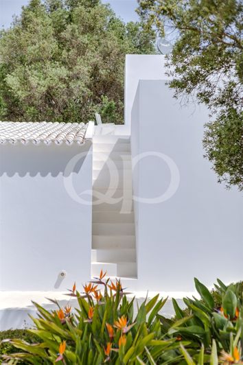 Image No.42-3 Bed House for sale