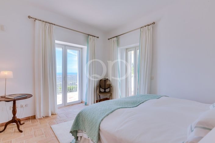 Image No.9-4 Bed House for sale