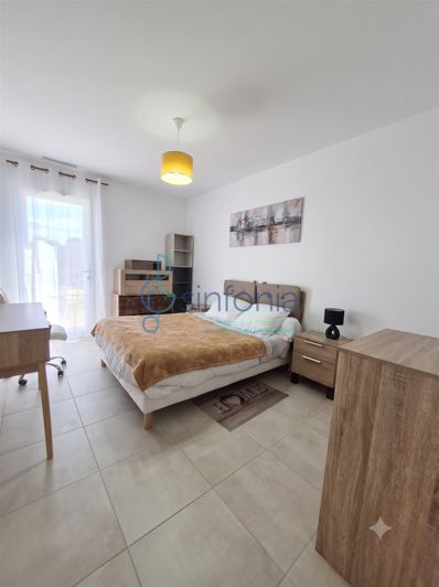Image No.15-2 Bed House for sale