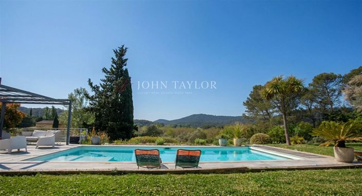 Image No.26-4 Bed House for sale